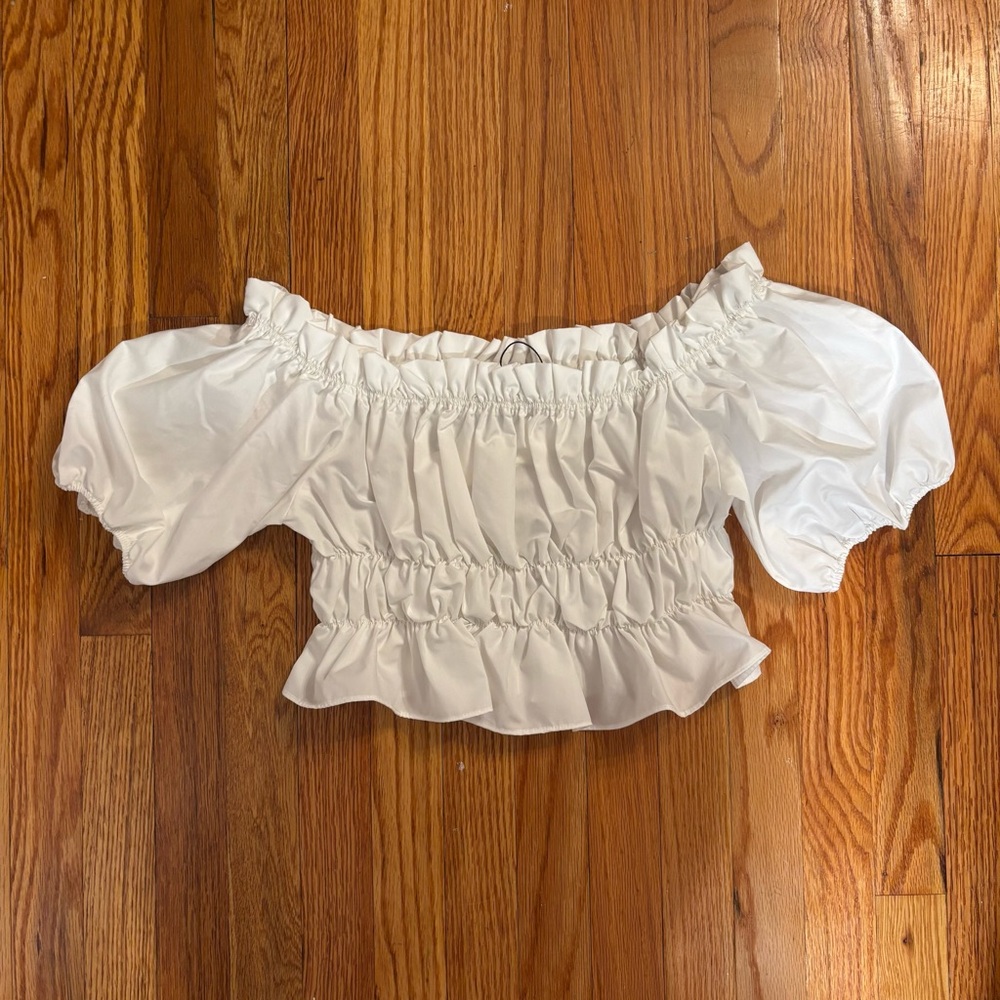 NWT. White Off-Shoulder ruffle crop top. Size small